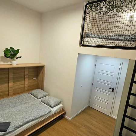 Apartman Maxmilian**** S Parkovanim Zdarma كارلوفي فاري المظهر الخارجي الصورة