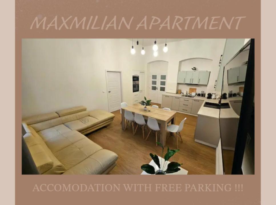 Apartman Maxmilian**** S Parkovanim Zdarma كارلوفي فاري المظهر الخارجي الصورة