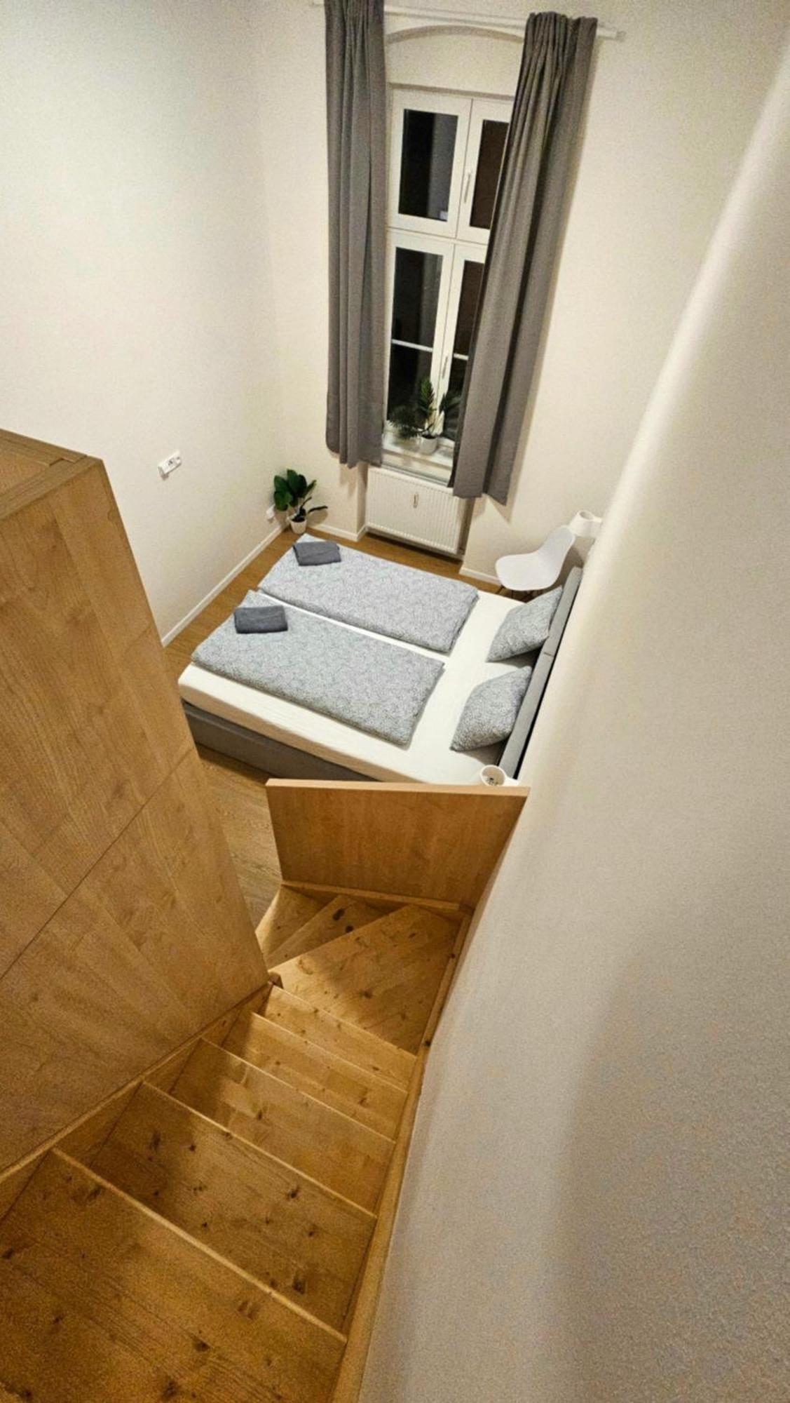 Apartman Maxmilian**** S Parkovanim Zdarma كارلوفي فاري المظهر الخارجي الصورة